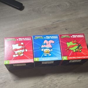 MCDONALDS HELLO KITTY Ninja Turtles